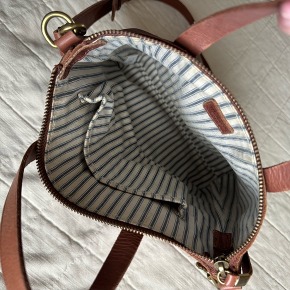 Madewell small crossbody tote - Picture 2 of 3